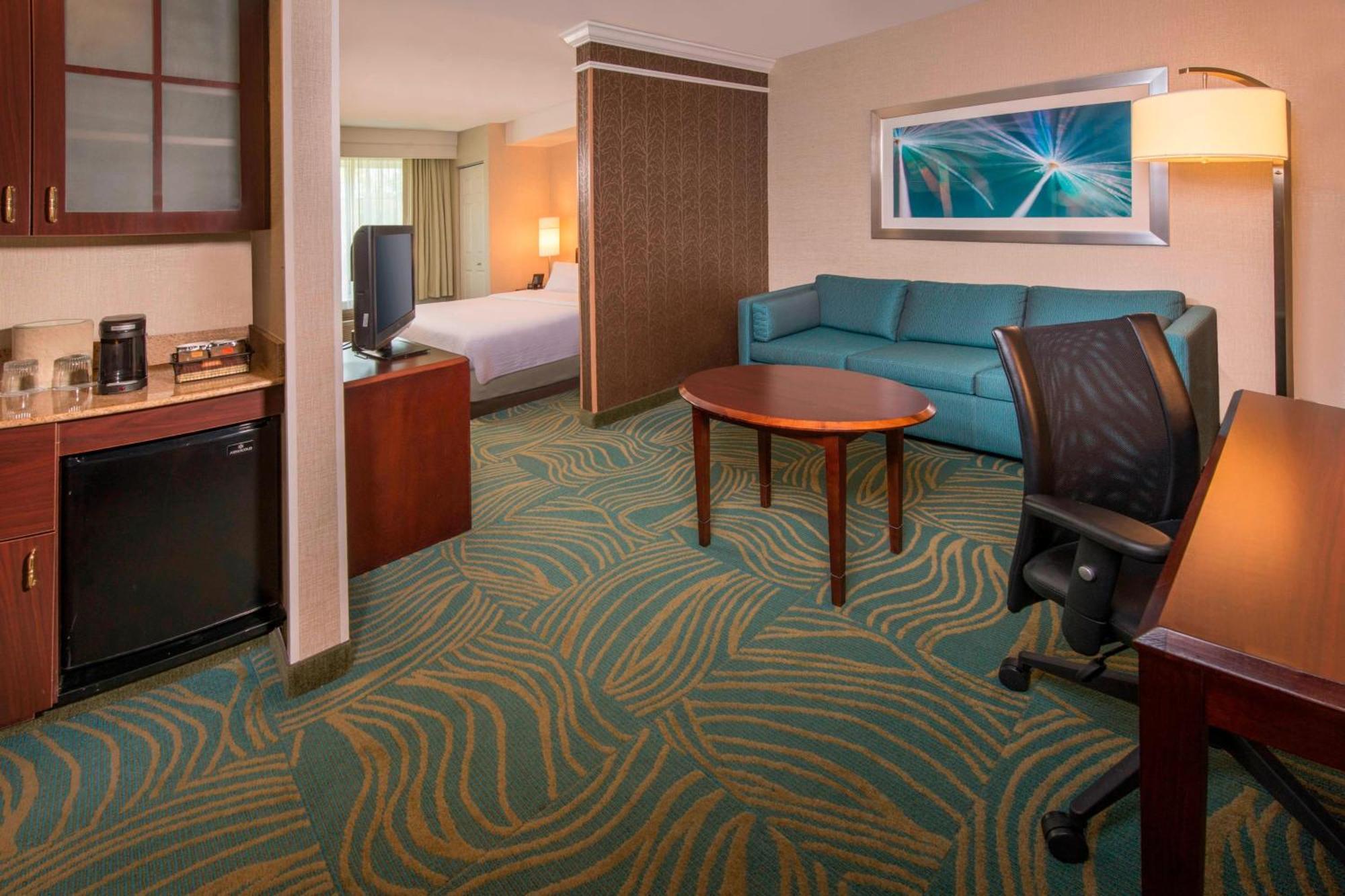 Springhill Suites By Marriott State College Exterior photo