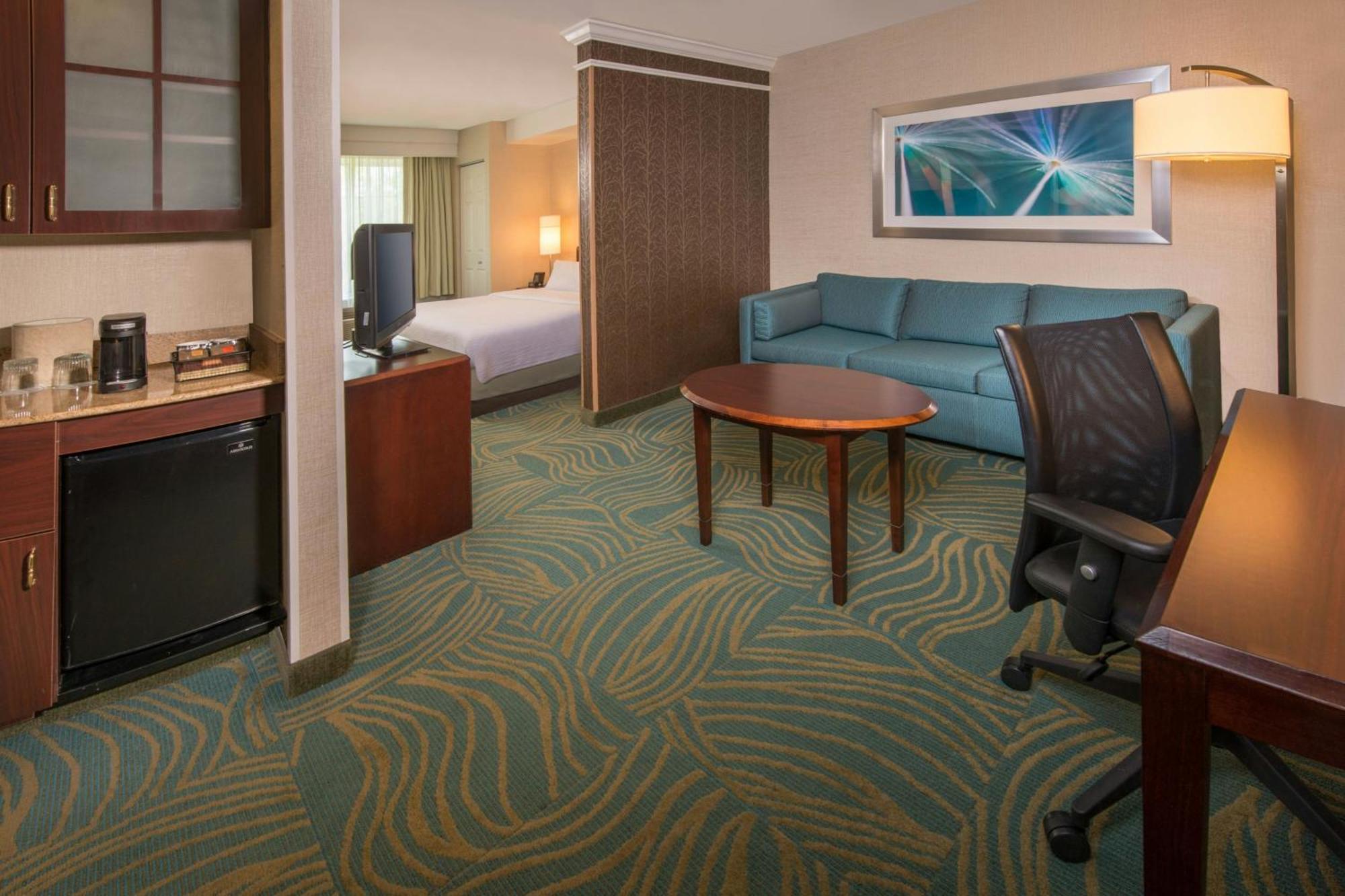 Springhill Suites By Marriott State College Exterior photo